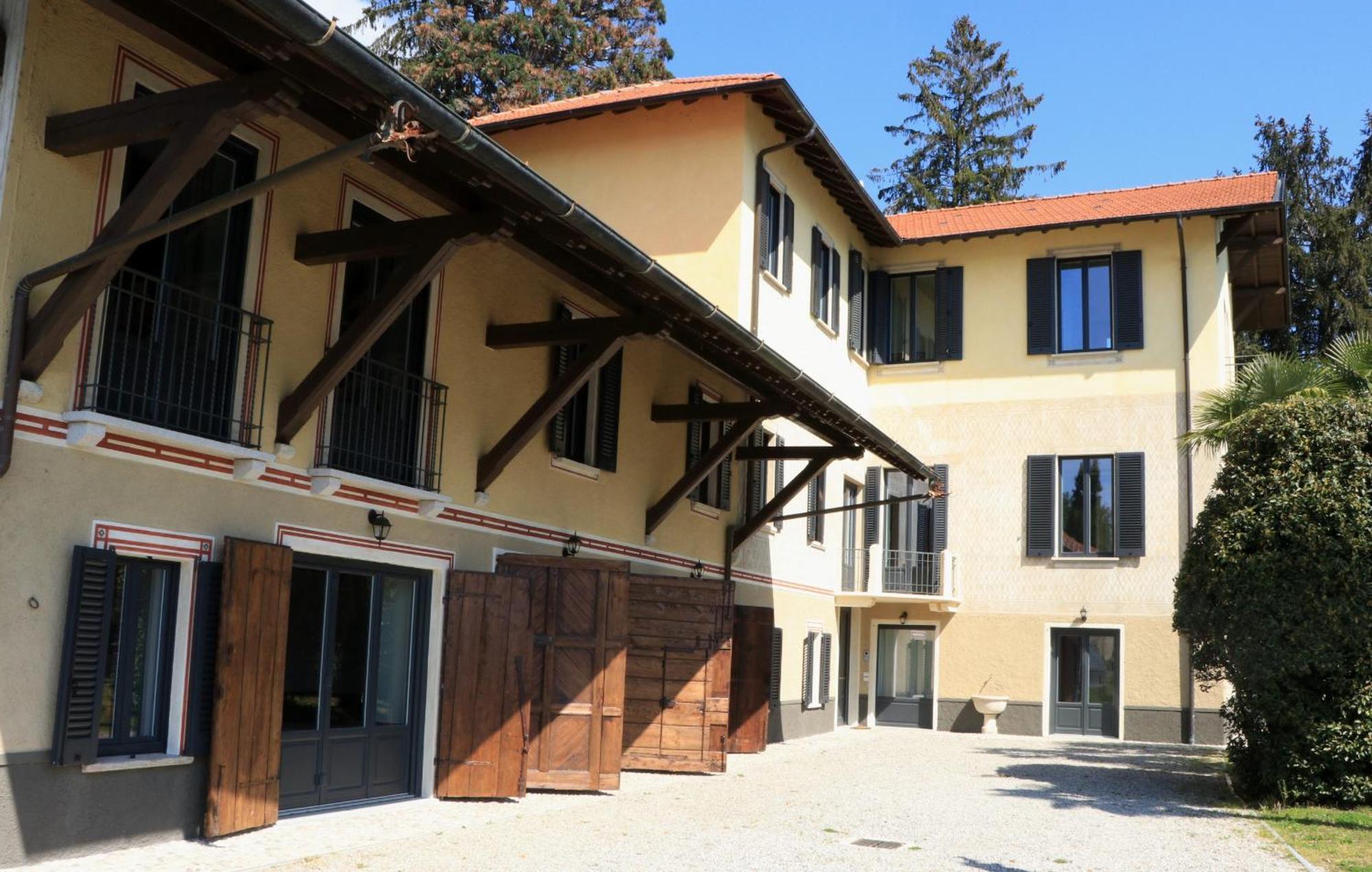 Beach Villa Fiorina Ghiffa Extérieur photo